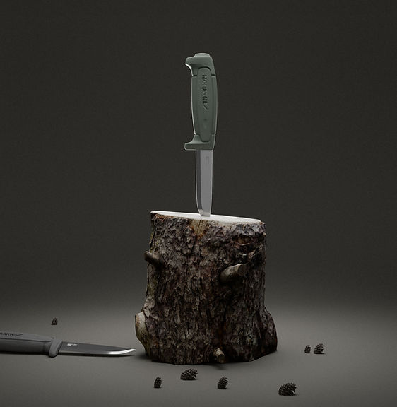 Morakniven stubbe med kottar grain.jpg